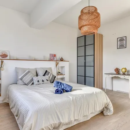 빌라 La Casa Grande - Piscine - Wifi - Parking 카르카손