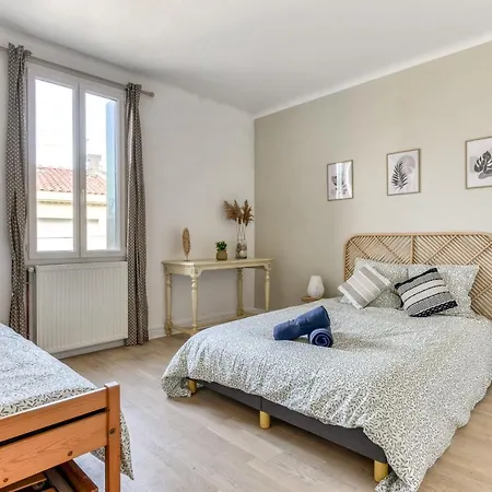 빌라 La Casa Grande - Piscine - Wifi - Parking *