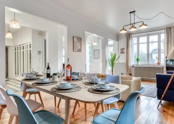 La Casa Grande - Piscine - Wifi - Parking * Carcassonne