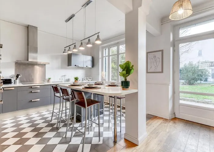 La Casa Grande - Piscine - Wifi - Parking